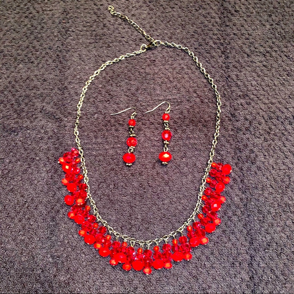 Silver necklace with red beading&dangle earrings